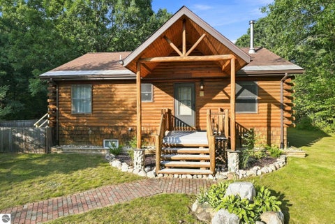 Photo of 2085 E Mannsiding Road, Harrison, MI 48625 (MLS # 1949743)