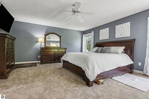 Tiny photo for 105 W Broomfield Road, Mt Pleasant, MI 48858 (MLS # 1945509)