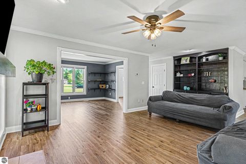 Tiny photo for 105 W Broomfield Road, Mt Pleasant, MI 48858 (MLS # 1945509)