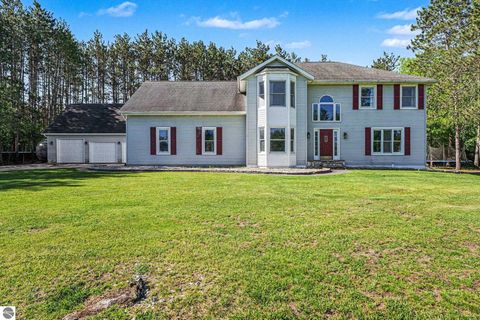 Tiny photo for 105 W Broomfield Road, Mt Pleasant, MI 48858 (MLS # 1945509)