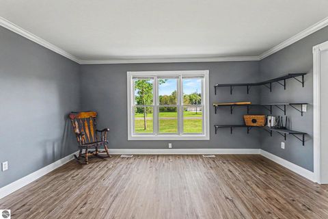 Tiny photo for 105 W Broomfield Road, Mt Pleasant, MI 48858 (MLS # 1945509)