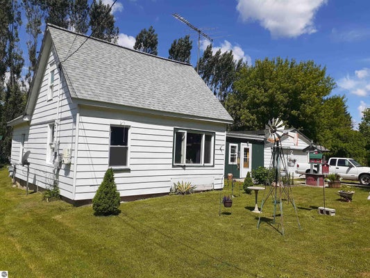 217 N CLYDE ST, OMER, MI 48749 - Image aa49f9cd046034a7d58f80a9da3aff0e/3354410631