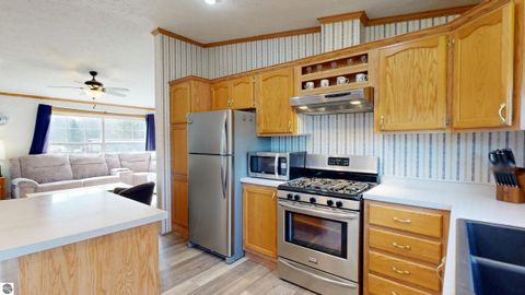 Tiny photo for 2019 Sequoia Court, Lake Isabella, MI 48893 (MLS # 1943156)