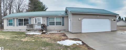 Tiny photo for 2019 Sequoia Court, Lake Isabella, MI 48893 (MLS # 1943156)