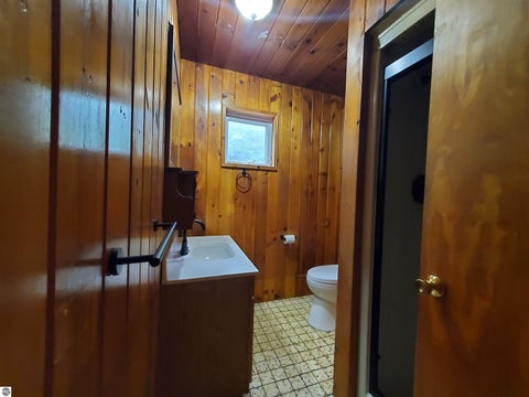 Tiny photo for 8055 N 41 Road, Manton, MI 49663 (MLS # 1950143)