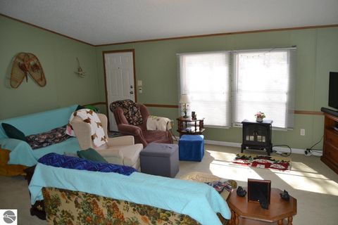 Tiny photo for 10389 Billman Road, Roscommon, MI 48653 (MLS # 1942875)