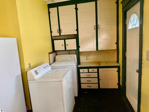 Tiny photo for 2312 Durand Street, Saginaw, MI 48602 (MLS # 1941548)