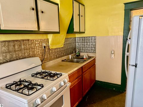 Tiny photo for 2312 Durand Street, Saginaw, MI 48602 (MLS # 1941548)