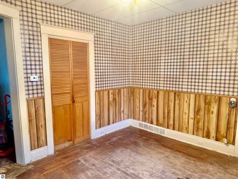 Tiny photo for 2312 Durand Street, Saginaw, MI 48602 (MLS # 1941548)