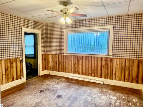 Tiny photo for 2312 Durand Street, Saginaw, MI 48602 (MLS # 1941548)