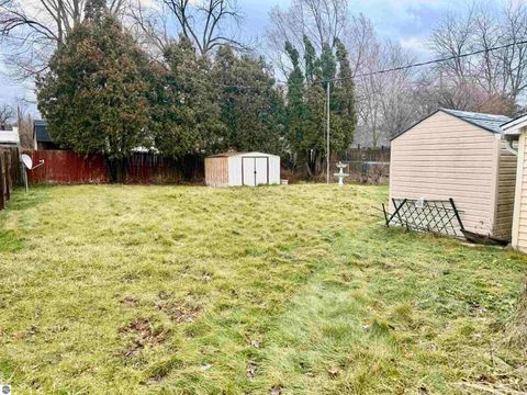 Tiny photo for 2312 Durand Street, Saginaw, MI 48602 (MLS # 1941548)