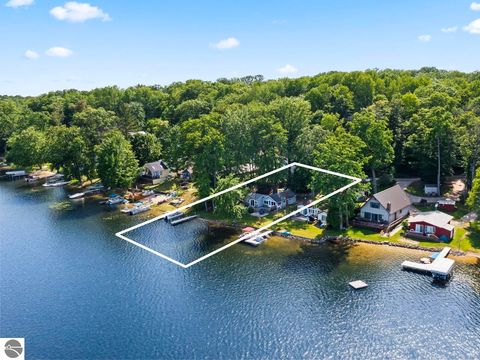 Tiny photo for 19116 Kenny Drive, Big Rapids, MI 49307 (MLS # 1943360)