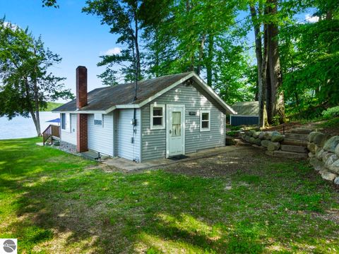 Tiny photo for 19116 Kenny Drive, Big Rapids, MI 49307 (MLS # 1943360)