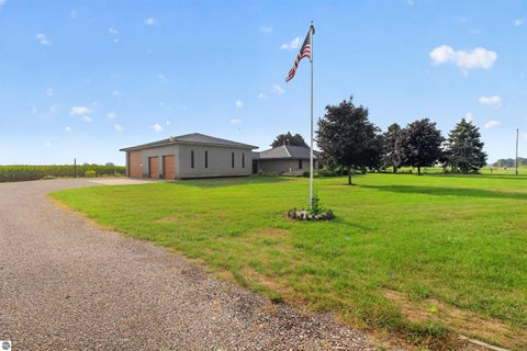 Tiny photo for 5478 N Bliss Road, Elwell, MI 48832 (MLS # 1950202)