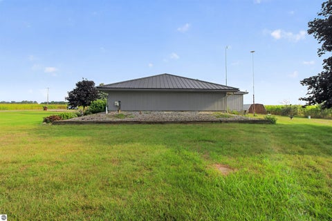 Tiny photo for 5478 N Bliss Road, Elwell, MI 48832 (MLS # 1950202)