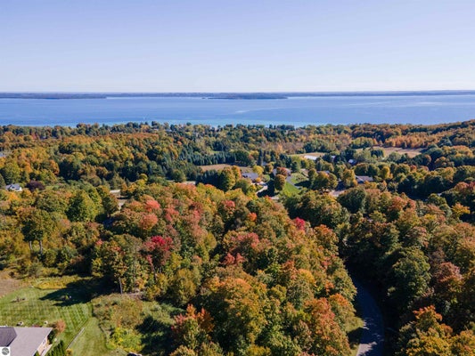 5868 S CALLE CT, SUTTONS BAY, MI 49682 - Image ac0f8d92fcd65c3cebb0d4f5884a8be1/2640184466