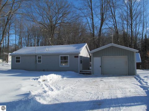 Tiny photo for 17166 50th Avenue, Marion, MI 49665 (MLS # 1941784)