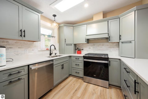 Tiny photo for 10111 S Timberlee Drive, Traverse City, MI 49684 (MLS # 1951831)