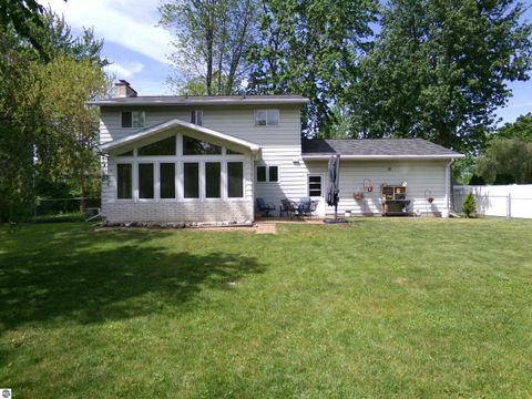 Tiny photo for 1324 E Bennett Street, Mt Pleasant, MI 48858 (MLS # 1945593)