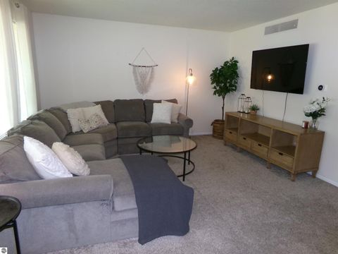 Tiny photo for 1324 E Bennett Street, Mt Pleasant, MI 48858 (MLS # 1945593)