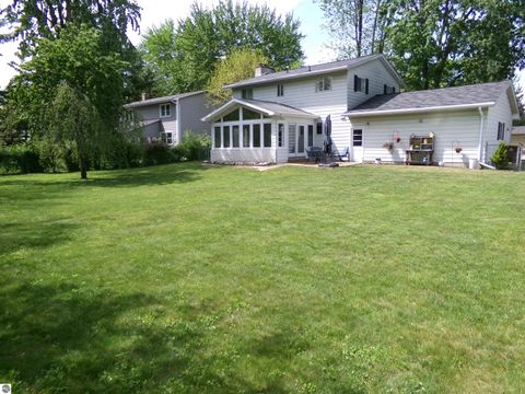 Tiny photo for 1324 E Bennett Street, Mt Pleasant, MI 48858 (MLS # 1945593)