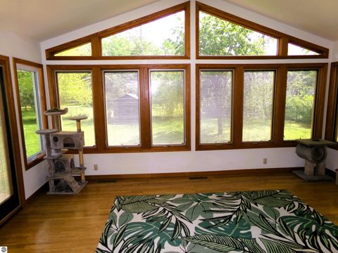 Tiny photo for 1324 E Bennett Street, Mt Pleasant, MI 48858 (MLS # 1945593)