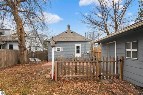 Tiny photo for 1815 W Genesee, Saginaw, MI 48602 (MLS # 1943068)