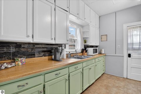 Tiny photo for 1815 W Genesee, Saginaw, MI 48602 (MLS # 1943068)