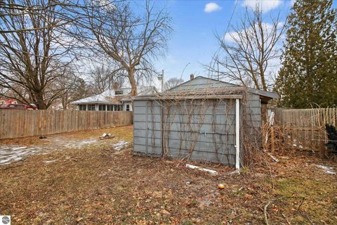 Tiny photo for 1815 W Genesee, Saginaw, MI 48602 (MLS # 1943068)
