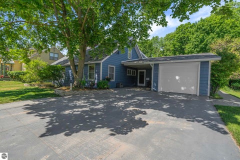 Tiny photo for 529 Monroe Street, Traverse City, MI 49684 (MLS # 1947059)