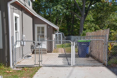 Tiny photo for 1029 Grant Street, Traverse City, MI 49686 (MLS # 1951468)