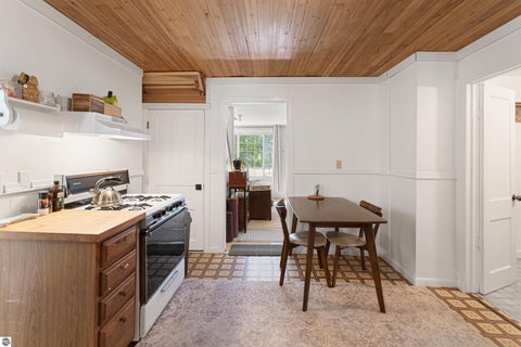 Tiny photo for 1029 Grant Street, Traverse City, MI 49686 (MLS # 1951468)