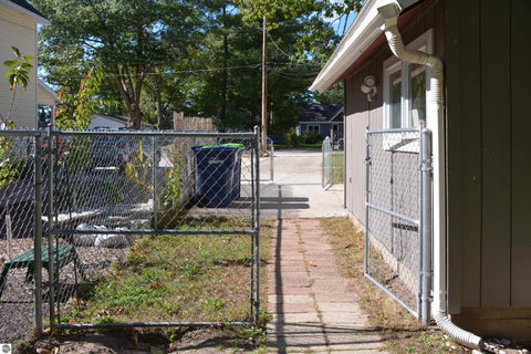 Tiny photo for 1029 Grant Street, Traverse City, MI 49686 (MLS # 1951468)