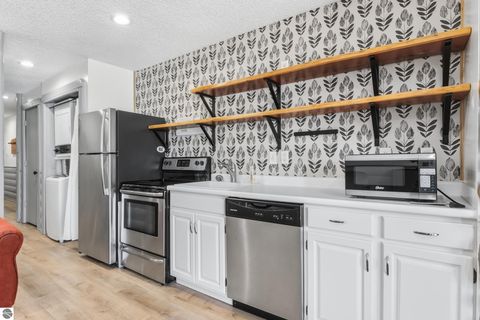 Tiny photo for 6658 Schuss Mountain Lane #3251, Mancelona, MI 49659 (MLS # 1942382)