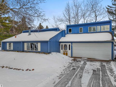 Tiny photo for 324 N Marion Street, Lake City, MI 49651 (MLS # 1941569)