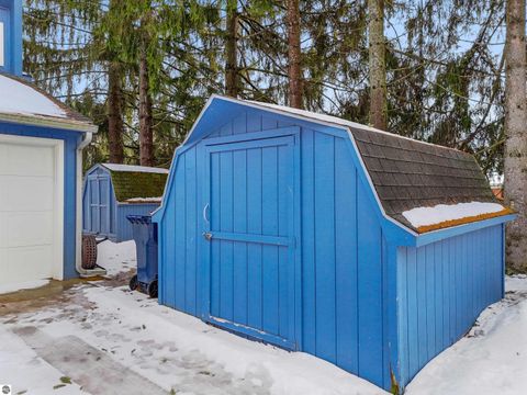 Tiny photo for 324 N Marion Street, Lake City, MI 49651 (MLS # 1941569)