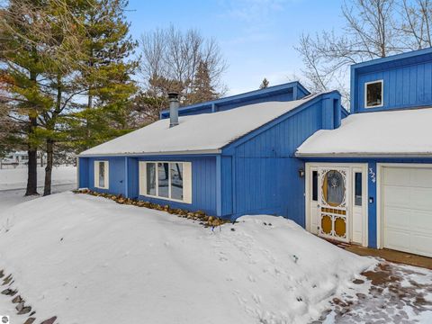 Tiny photo for 324 N Marion Street, Lake City, MI 49651 (MLS # 1941569)