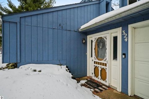 Tiny photo for 324 N Marion Street, Lake City, MI 49651 (MLS # 1941569)