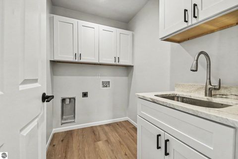 Tiny photo for 2767 Ridge Drive, Mt Pleasant, MI 48858 (MLS # 1945638)
