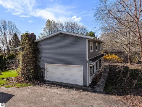 Tiny photo for 3216 Zimmerman Road, Traverse City, MI 49685 (MLS # 1945079)