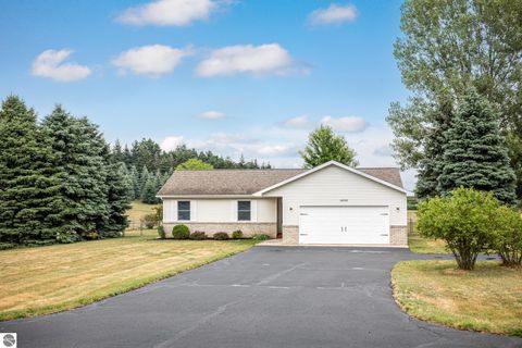Tiny photo for 12305 S Lincoln Hollow Court, Cedar, MI 49621 (MLS # 1941928)