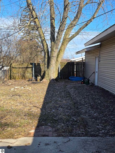 Tiny photo for 4669 McNichol Avenue, Oscoda, MI 48750 (MLS # 1943293)