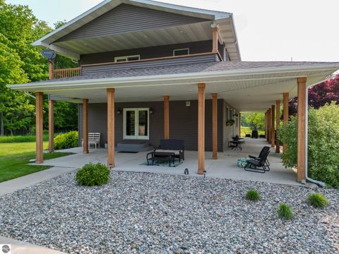 Tiny photo for 1584 W Chapman Road, Mt Pleasant, MI 48858 (MLS # 1941625)