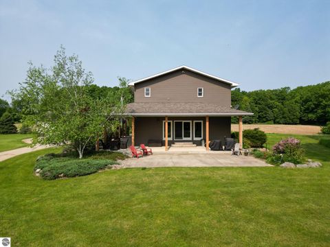 Tiny photo for 1584 W Chapman Road, Mt Pleasant, MI 48858 (MLS # 1941625)