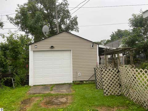 Tiny photo for 2157 Ash Street, Standish, MI 48658 (MLS # 1947841)