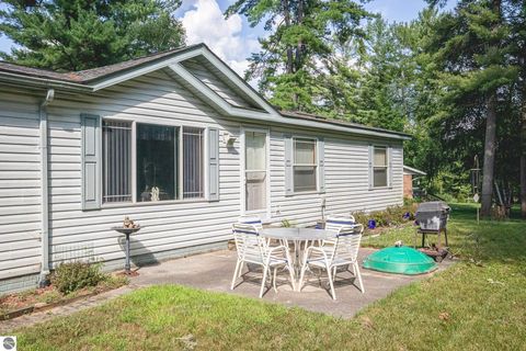 Tiny photo for 2273 Woodland Drive, West Branch, MI 48661 (MLS # 1941793)