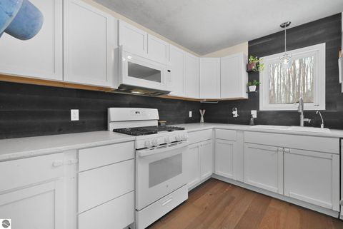 Tiny photo for 1967 Black Bark Lane, Traverse City, MI 49696 (MLS # 1943226)