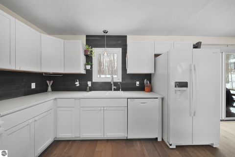 Tiny photo for 1967 Black Bark Lane, Traverse City, MI 49696 (MLS # 1943226)