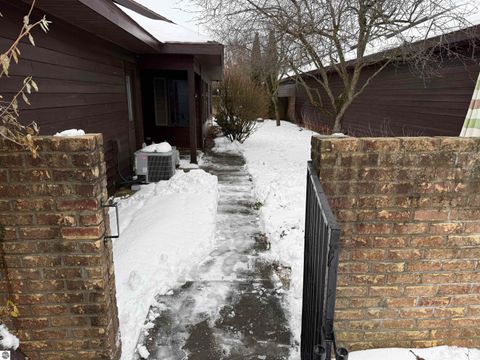 Tiny photo for 2154 Hammond Place W Pl, Traverse City, MI 49686 (MLS # 1941666)