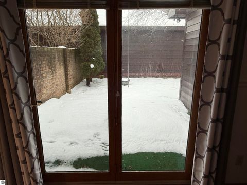 Tiny photo for 2154 Hammond Place W Pl, Traverse City, MI 49686 (MLS # 1941666)